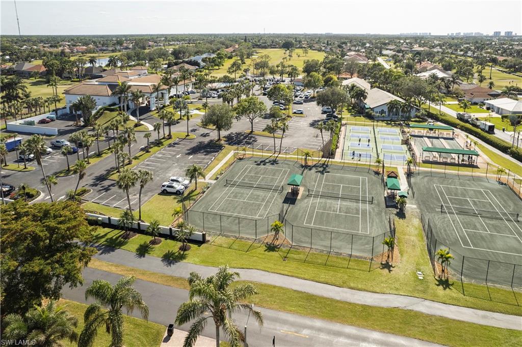 SPANISH WELLS - Land