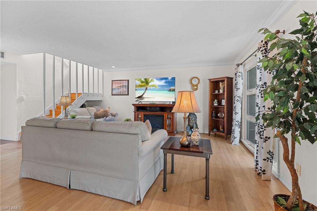 4263 Island CIR 3