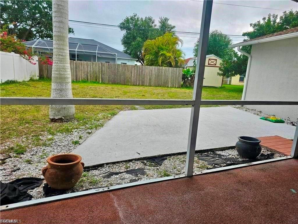 CAPE CORAL - Residential