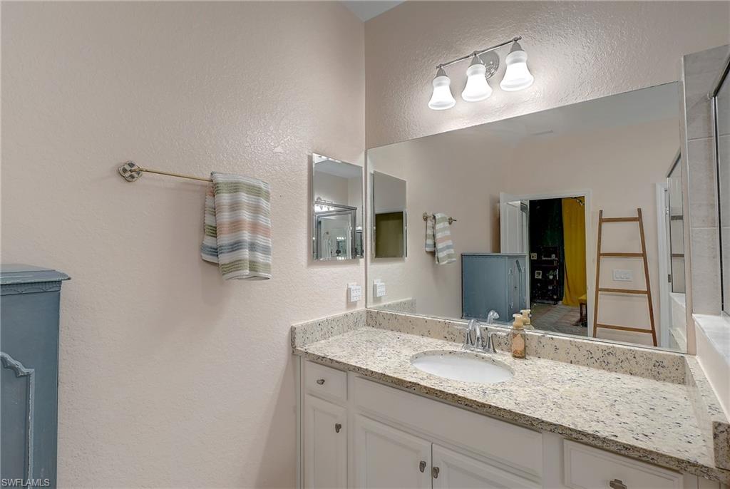 PORTICO - Residential