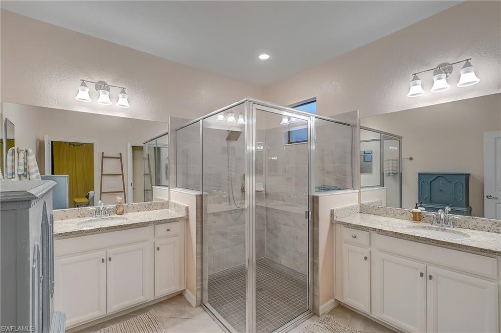 PORTICO - Residential