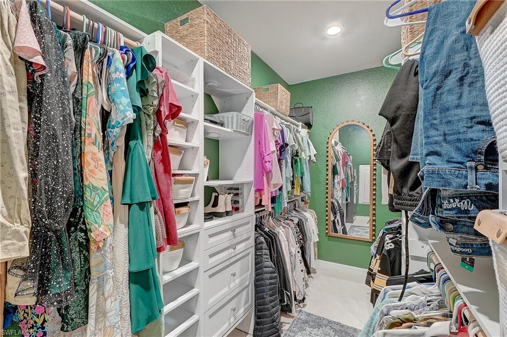 PORTICO - Residential