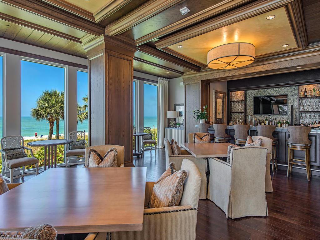 SEAPOINT AT NAPLES CAY - Residential