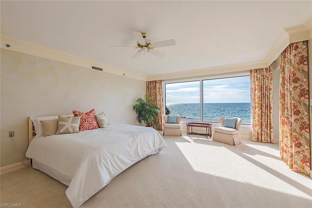 SEAPOINT AT NAPLES CAY - Residential