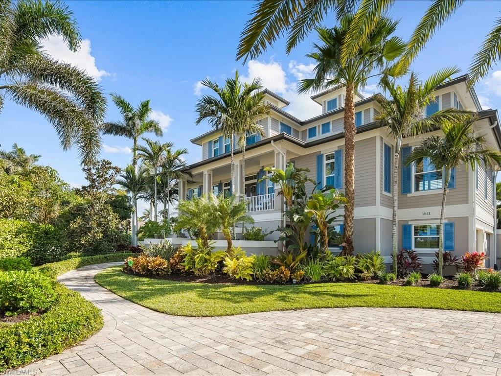 ESTATES - Residential