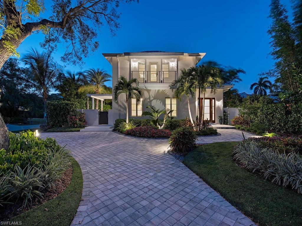 OLDE NAPLES - Residential
