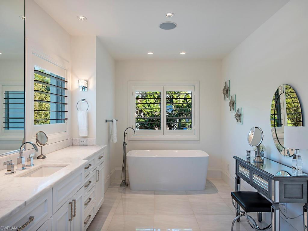 OLDE NAPLES - Residential