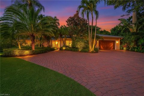 Photo of 1303 Wahoo CT, NAPLES, FL 34102 (MLS # 224060076)