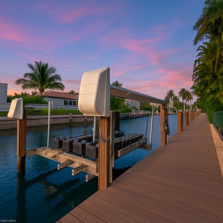 ROYAL HARBOR - Residential