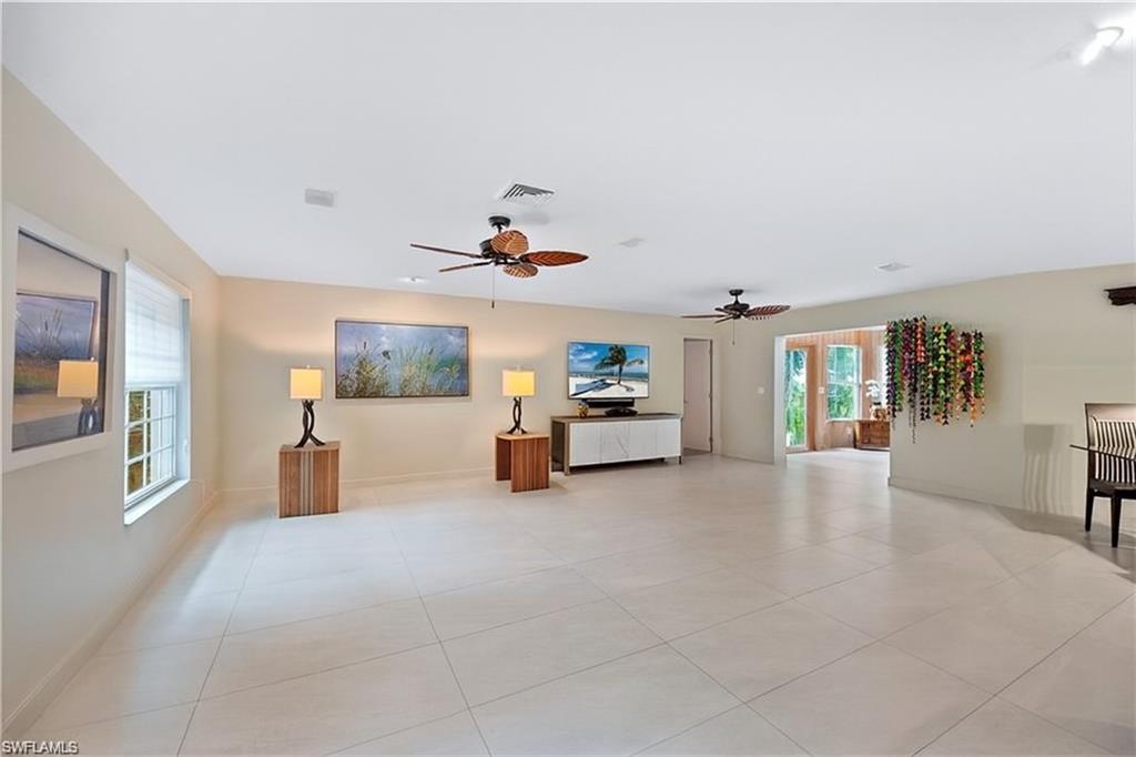 ROYAL HARBOR - Residential