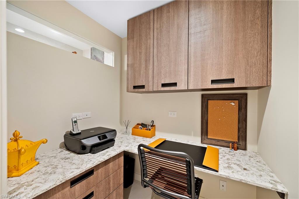 ROYAL HARBOR - Residential