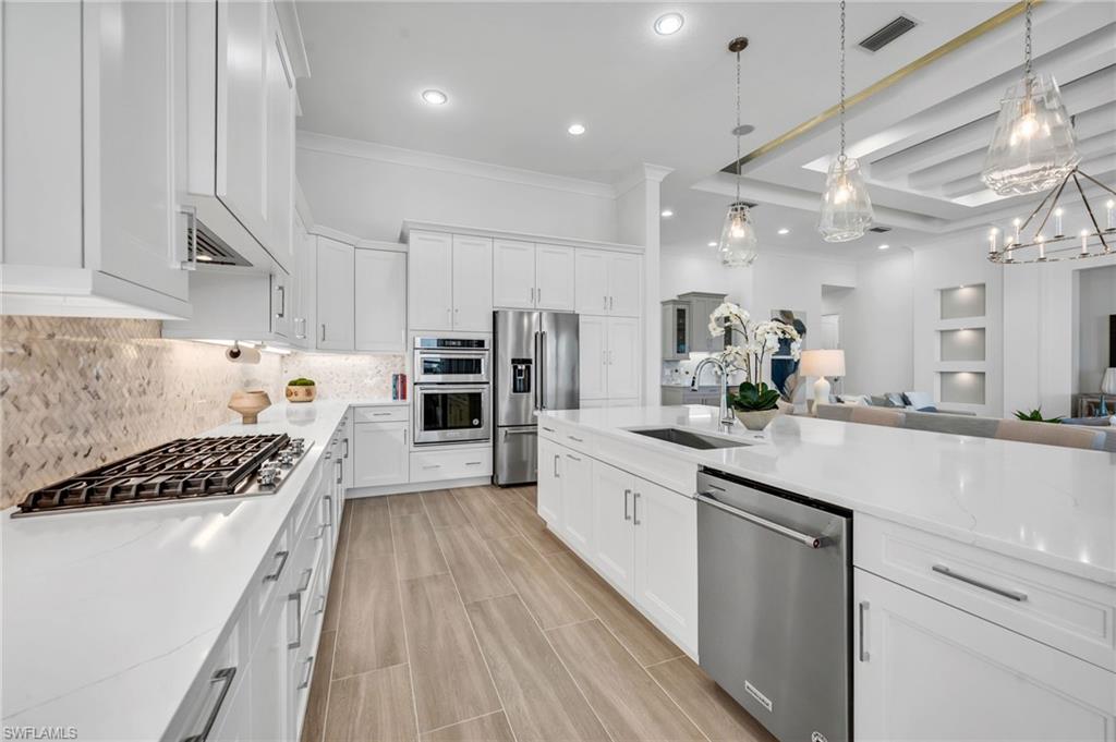 ISLES OF COLLIER PRESERVE - Residential