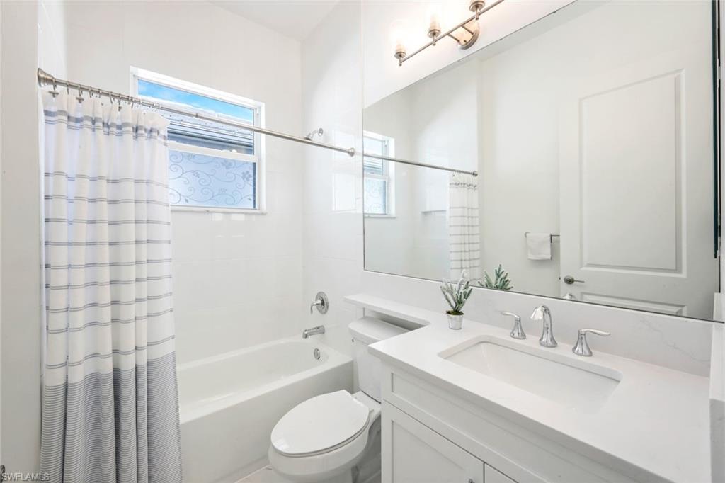 VALENCIA TRAILS - Residential