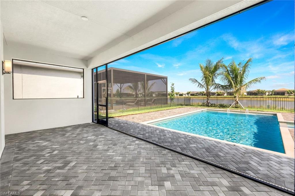 VALENCIA TRAILS - Residential