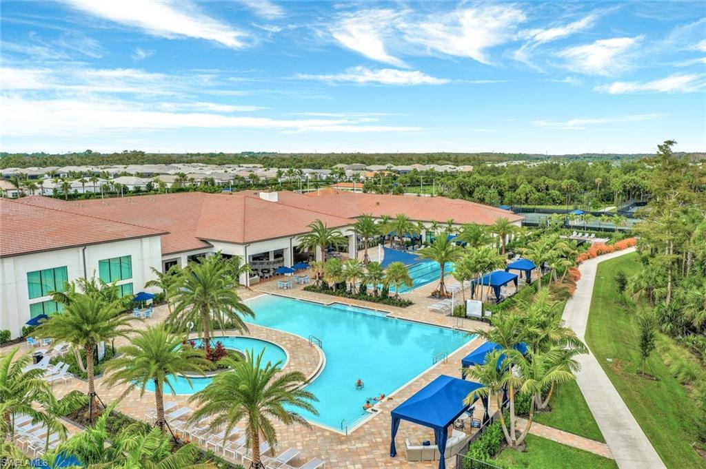 VALENCIA TRAILS - Residential