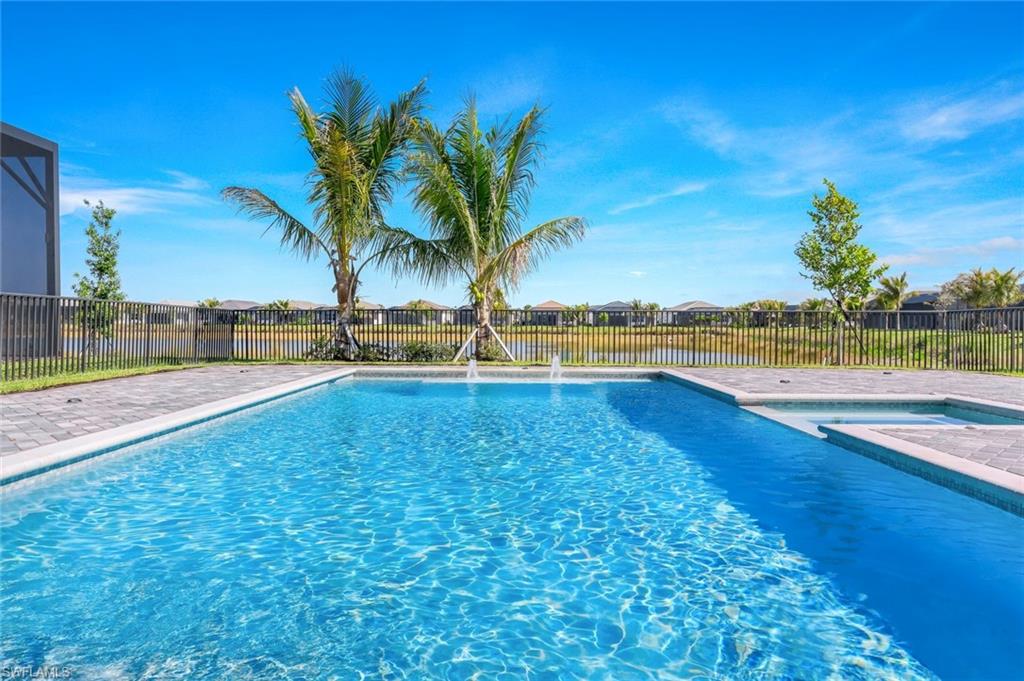 VALENCIA TRAILS - Residential