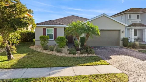 10421 Canal Brook Ln, Lehigh Acres, FL 33936 - MLS#: 224105307