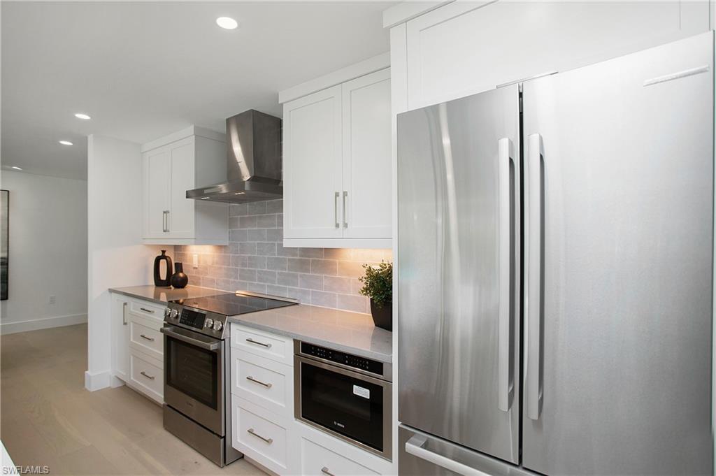 PARK SHORE - Residential