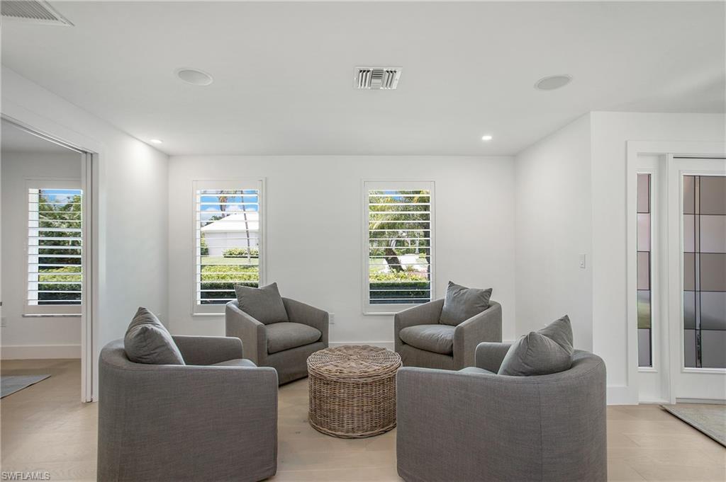 PARK SHORE - Residential