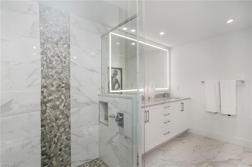 PARK SHORE - Residential