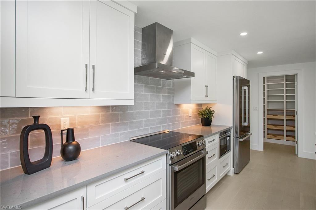 PARK SHORE - Residential