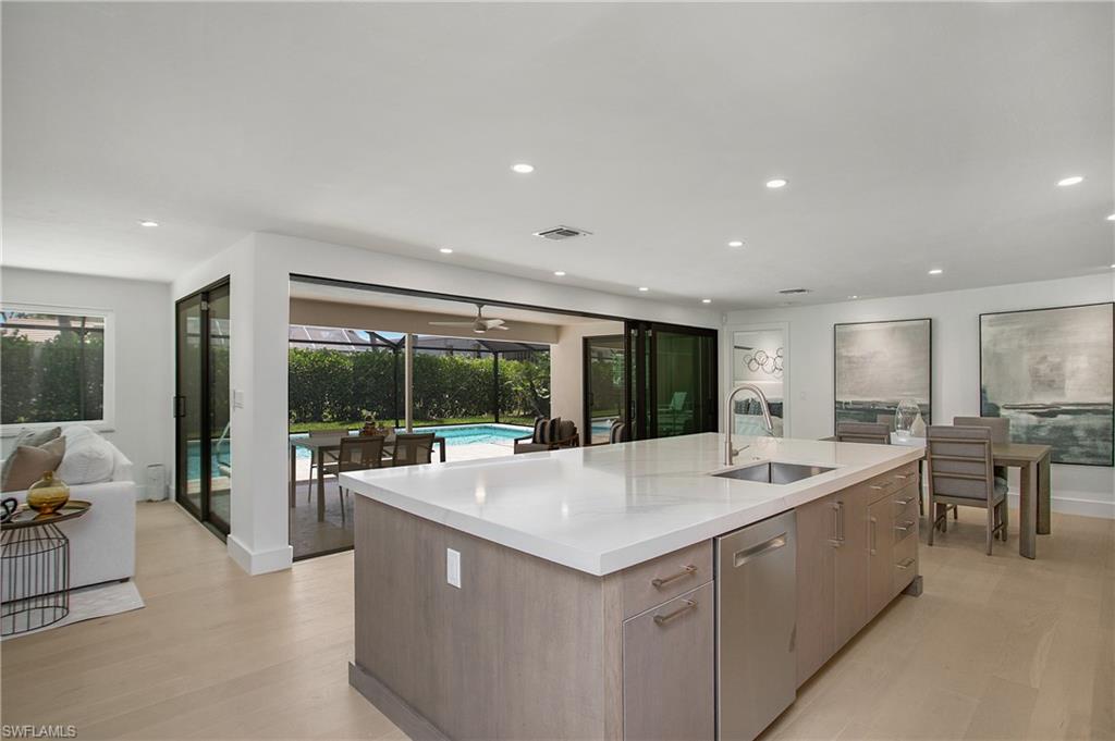 PARK SHORE - Residential