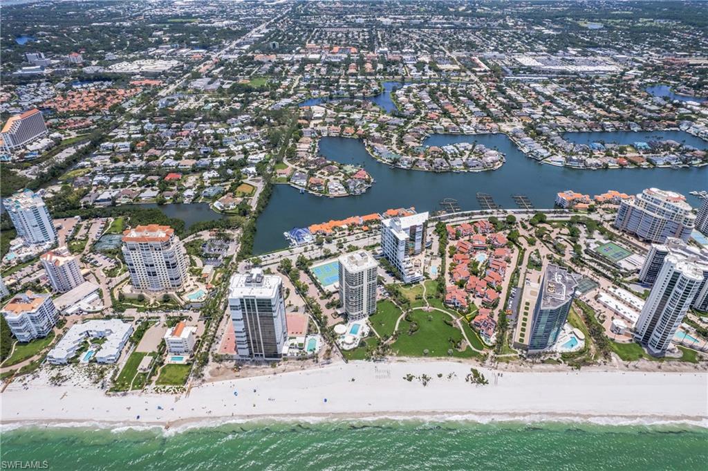 PARK SHORE - Residential