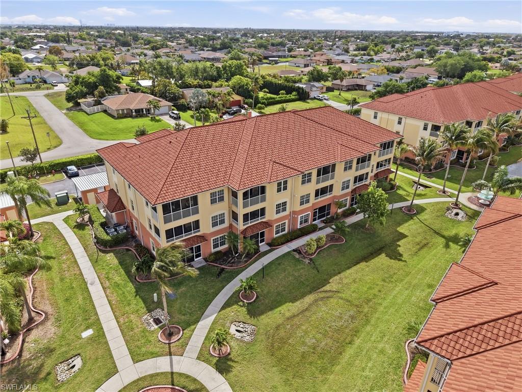 VAN LOON COMMONS - Residential