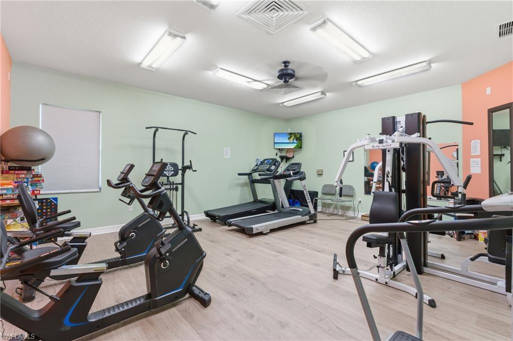 VAN LOON COMMONS - Residential