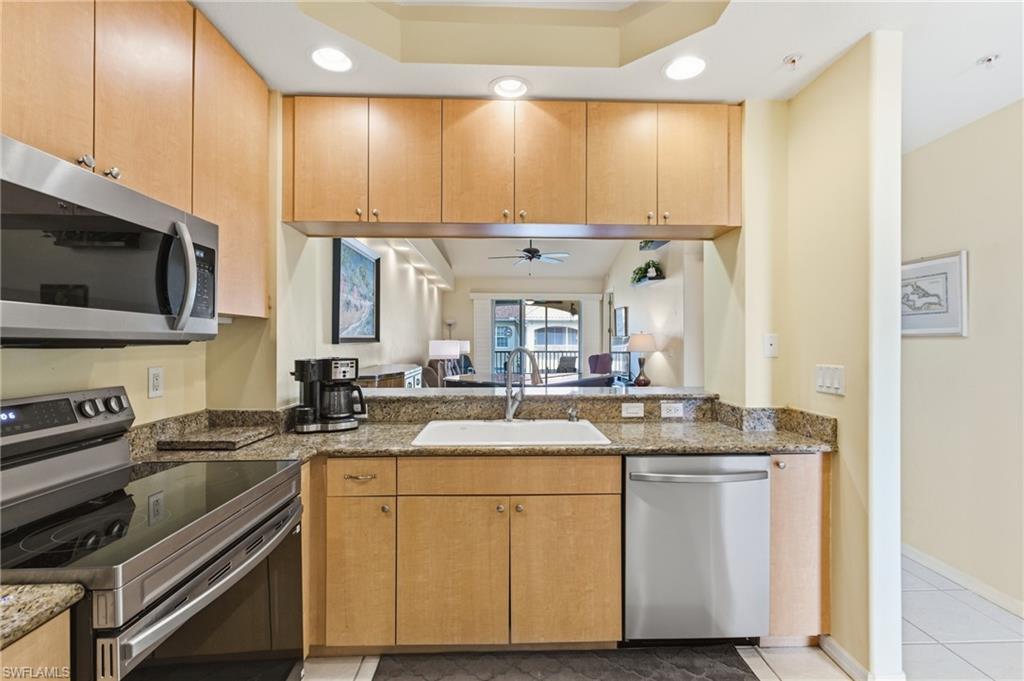 VAN LOON COMMONS - Residential