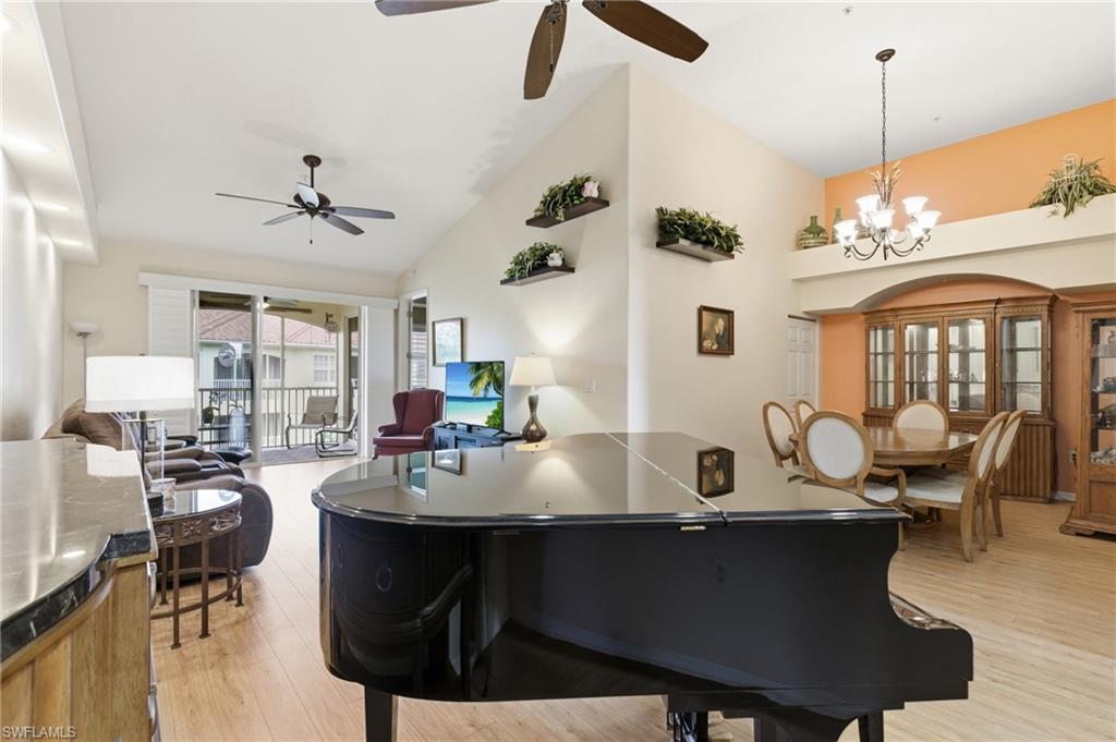 VAN LOON COMMONS - Residential