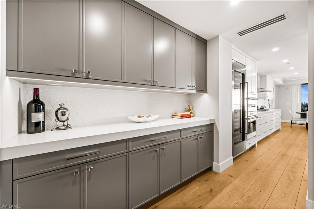 KALEA BAY TOWER 200 - Residential