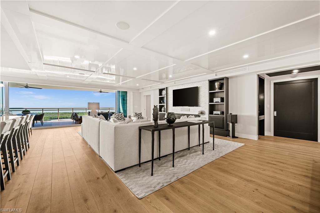 KALEA BAY TOWER 200 - Residential