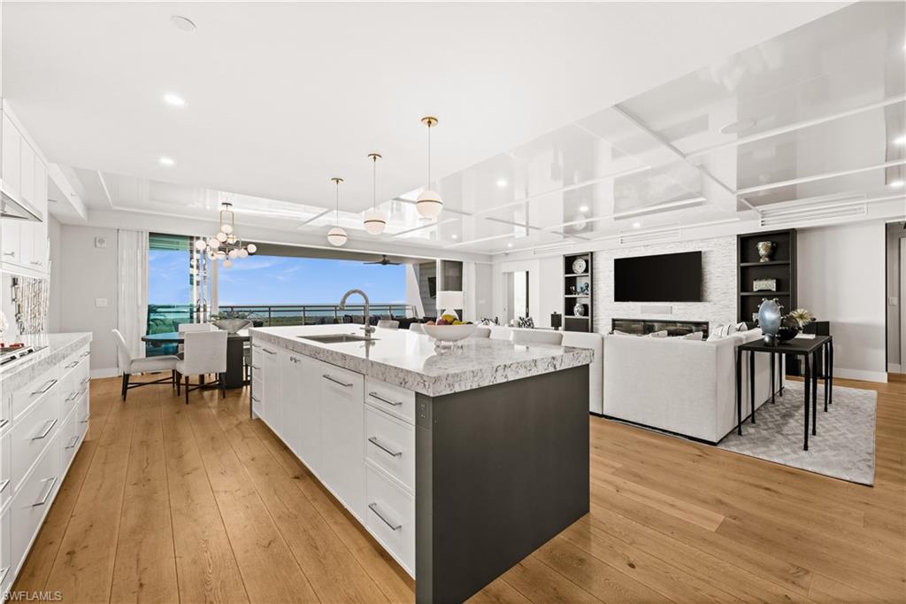 KALEA BAY TOWER 200 - Residential