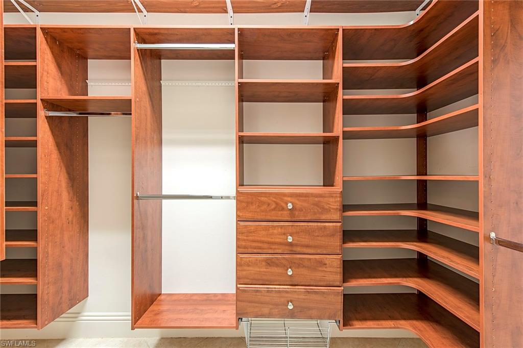 MAHOGANY BEND - Residential