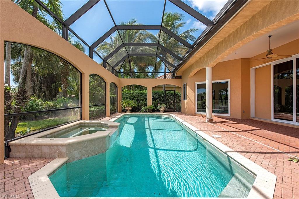 MAHOGANY BEND - Residential