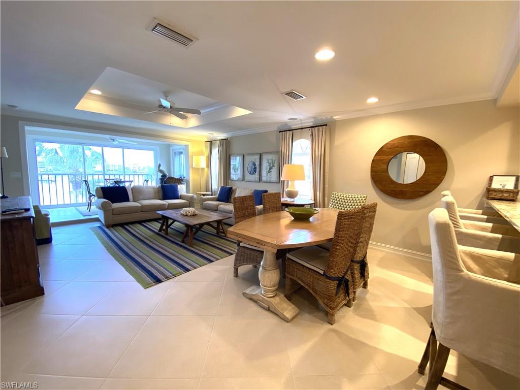 CHATEAU VANDERBILT - Residential Lease