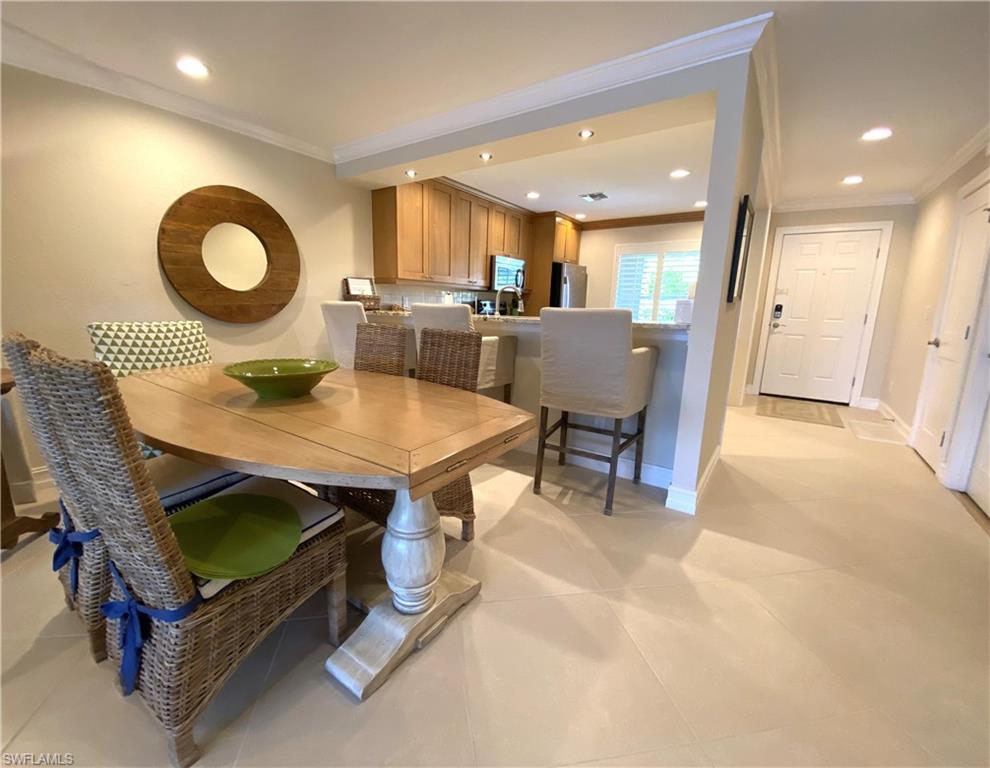 CHATEAU VANDERBILT - Residential Lease