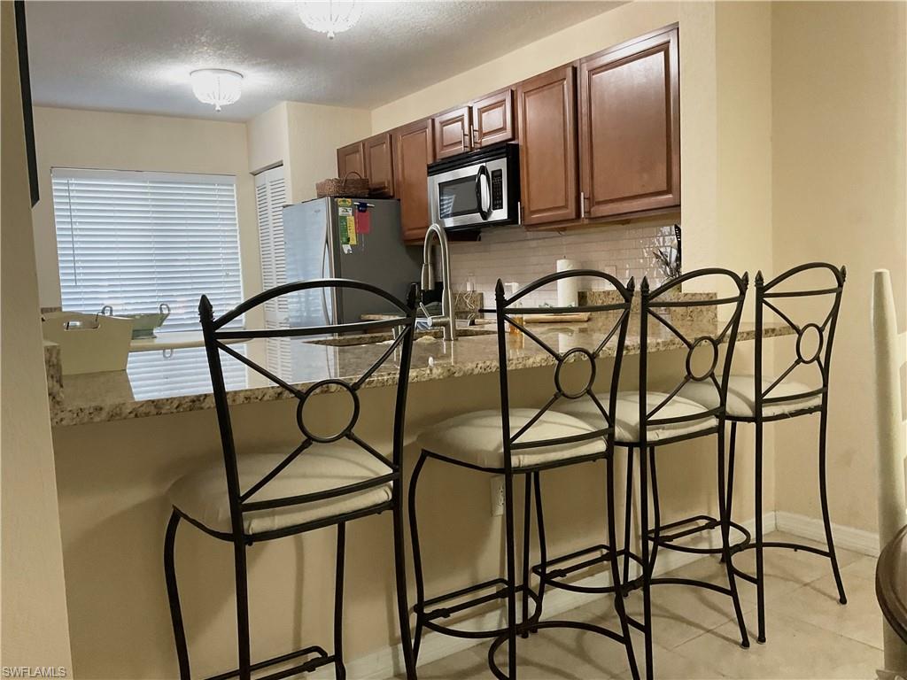 NAPLES SANDPIPER BAY CLUB - Residential Lease