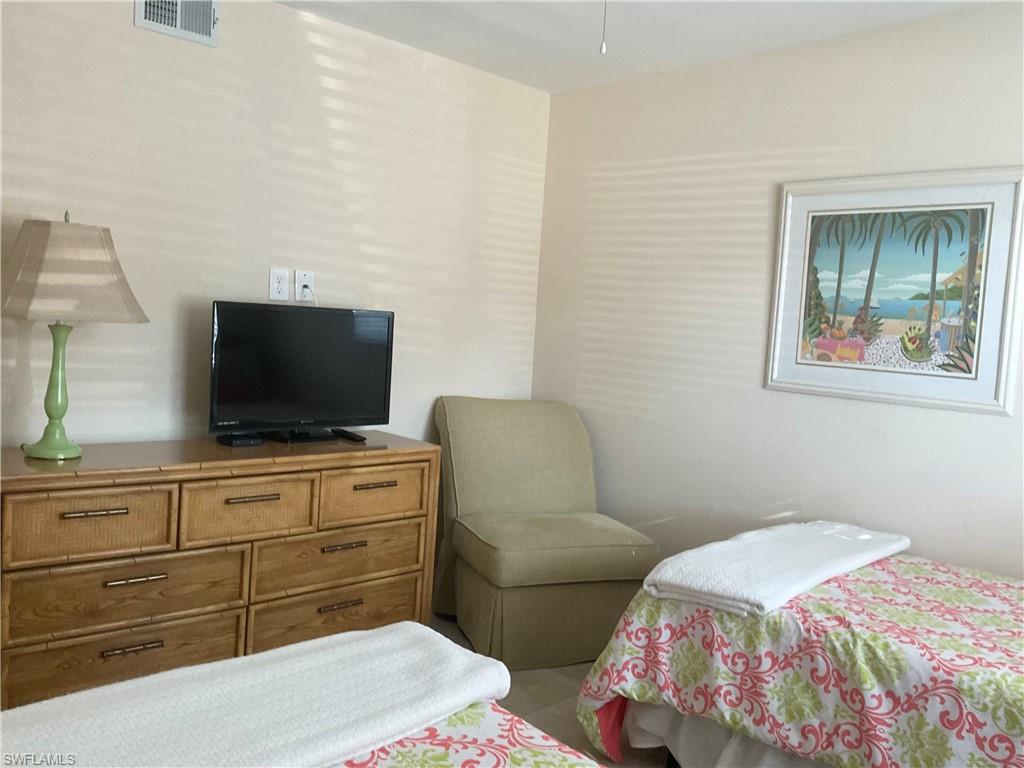 NAPLES SANDPIPER BAY CLUB - Residential Lease