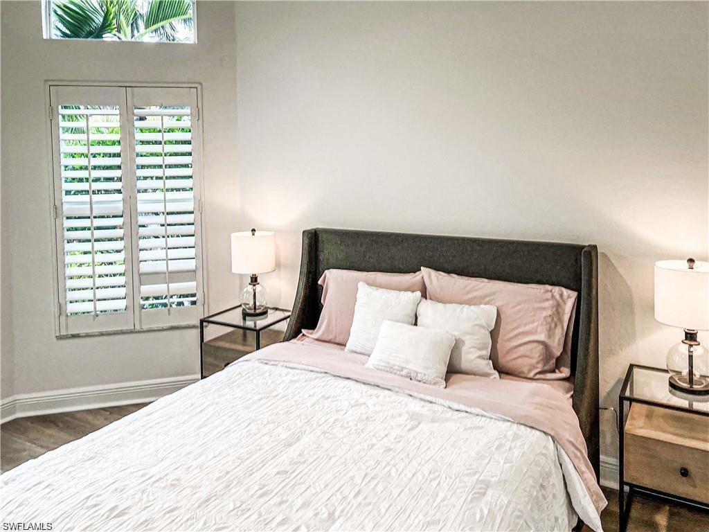 LONGLAKE - Residential Lease