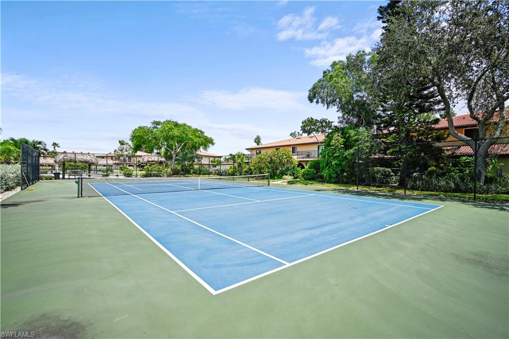 HACIENDA VILLAGE - Residential