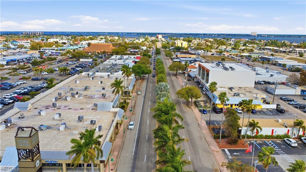 WAYWARD WIND - Residential