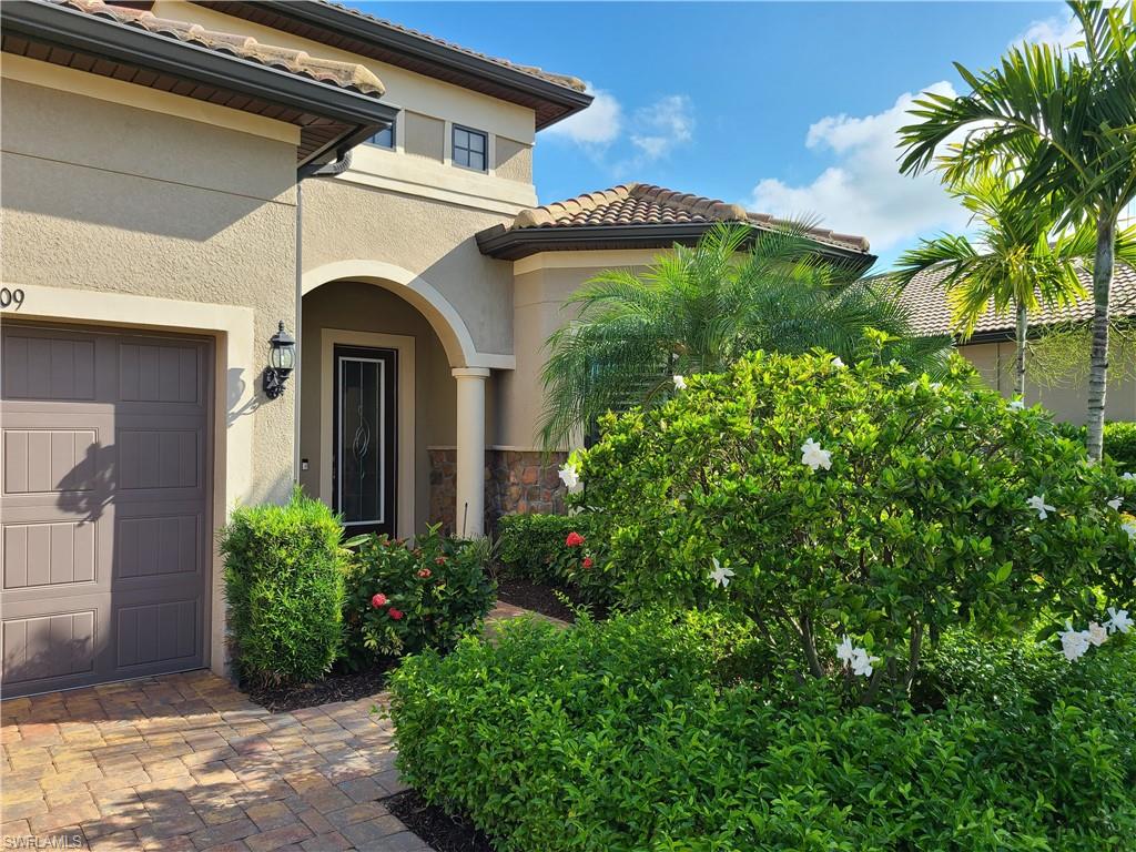 CORKSCREW SHORES - Residential