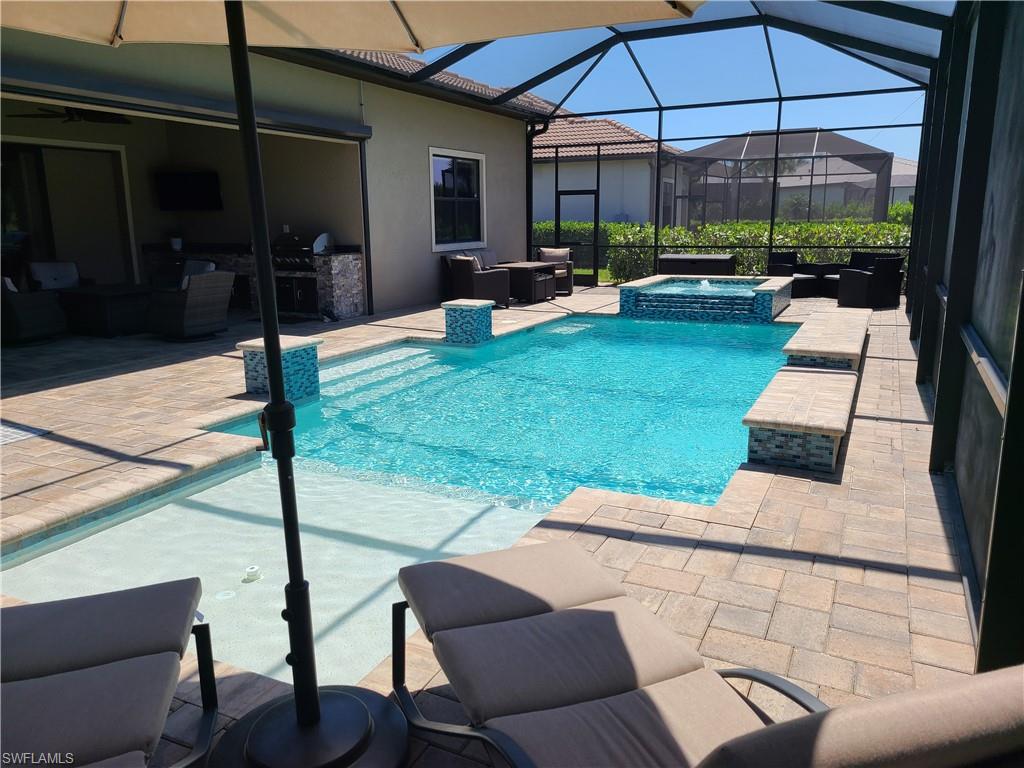 CORKSCREW SHORES - Residential