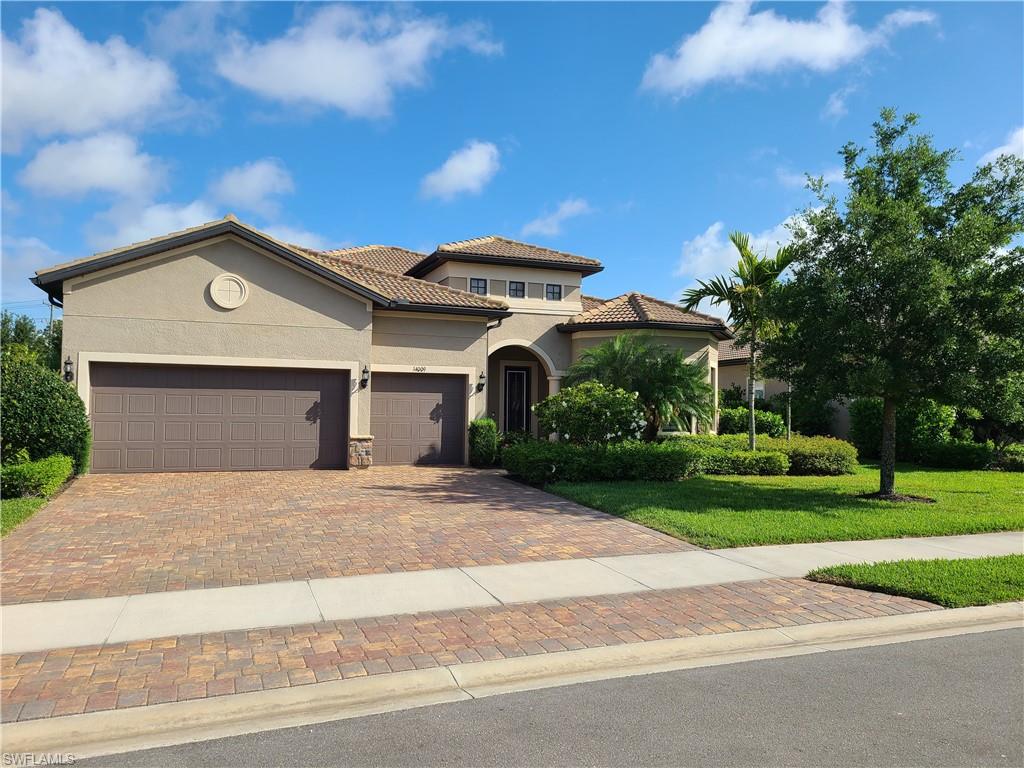 CORKSCREW SHORES - Residential