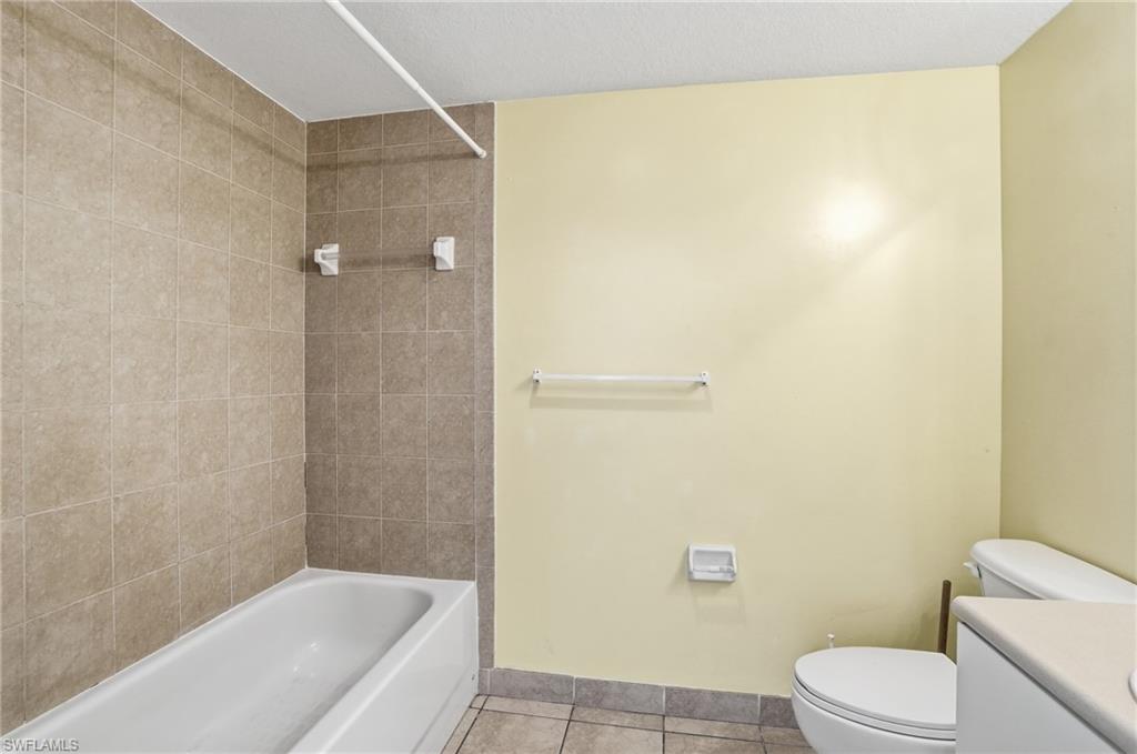 THE COVE AT SIX MILE - Residential