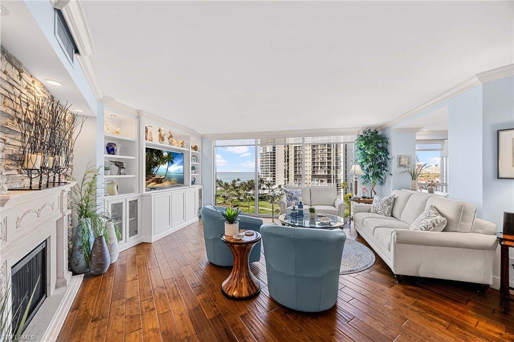 MONACO BEACH CLUB - Residential Lease