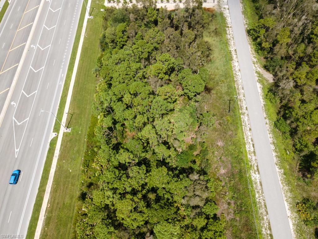 LEHIGH ACRES - Commercial Sale