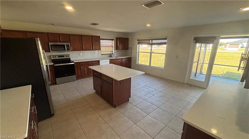 CAPE CORAL - Residential Lease